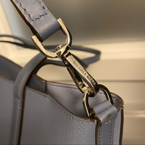 Michael Kors Hayley Large Tote in Denim PL Blue - Picture 10 of 10